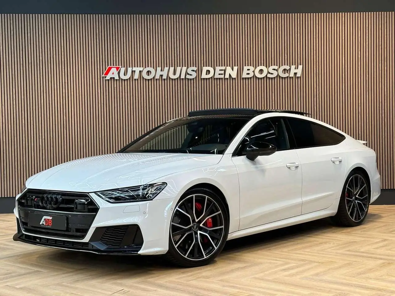 Photo 1 : Audi S7 2019 Hybride