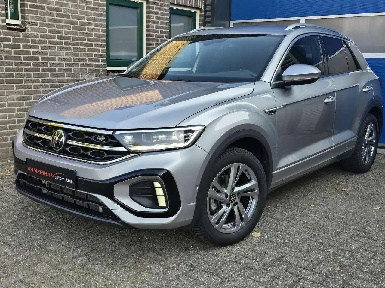 Photo 1 : Volkswagen T-roc 2022 Petrol