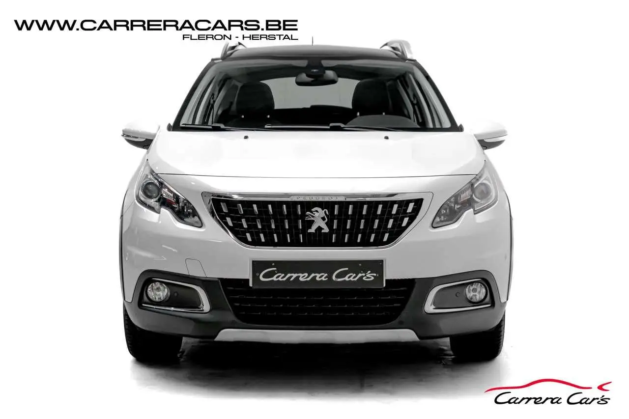 Photo 1 : Peugeot 2008 2015 Essence