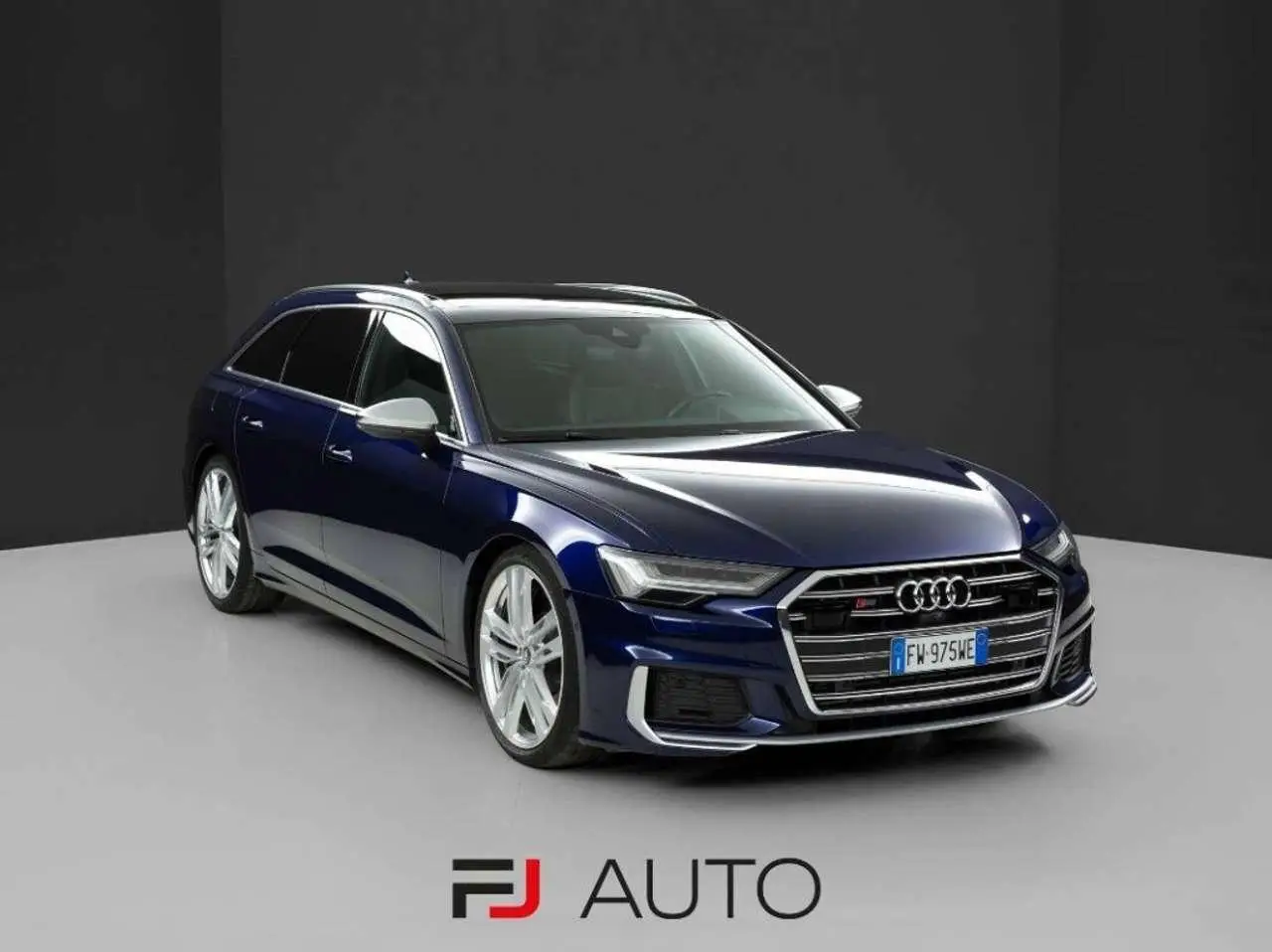 Photo 1 : Audi S6 2019 Hybride