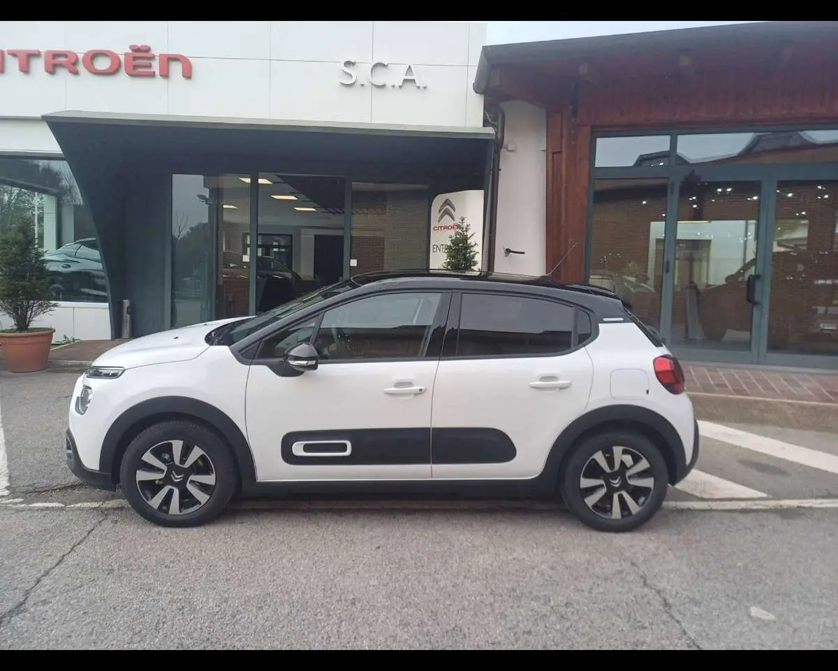 Photo 1 : Citroen C3 2024 Essence