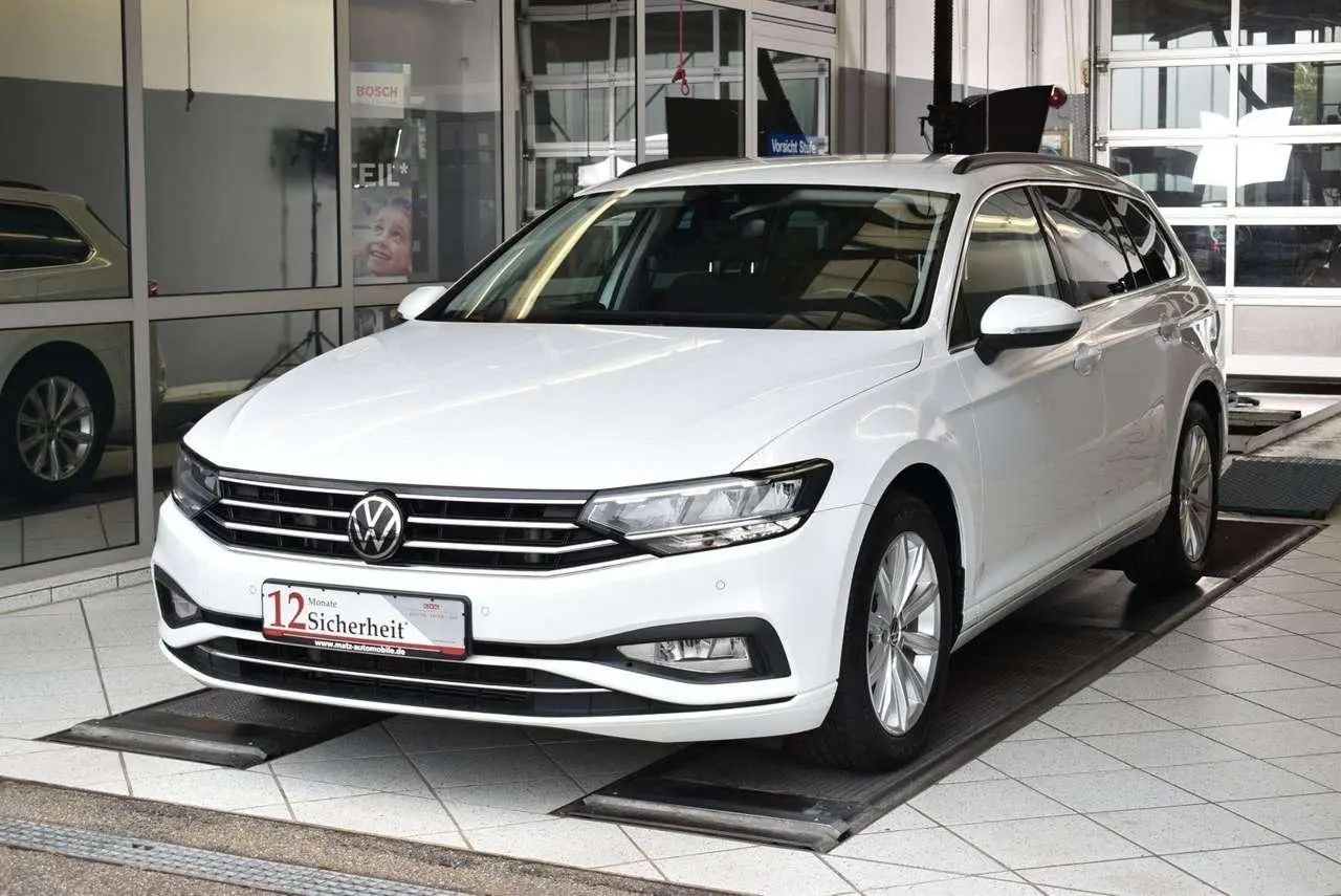 Photo 1 : Volkswagen Passat 2021 Diesel