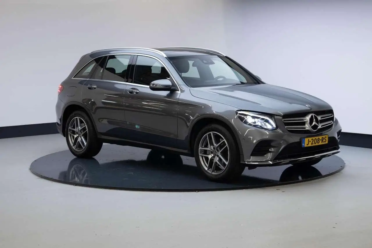 Photo 1 : Mercedes-benz Classe Glc 2017 Petrol