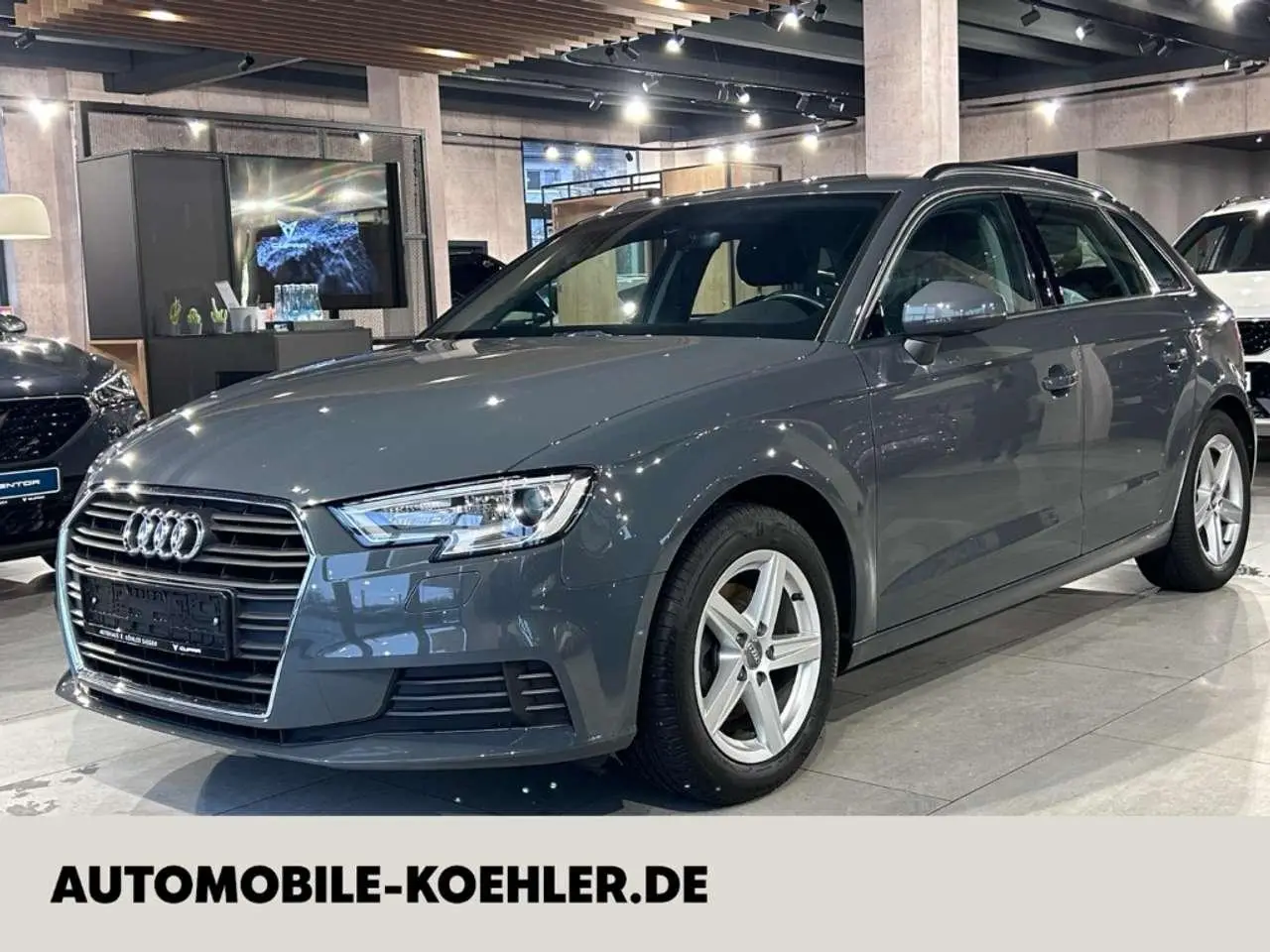 Photo 1 : Audi A3 2018 Essence