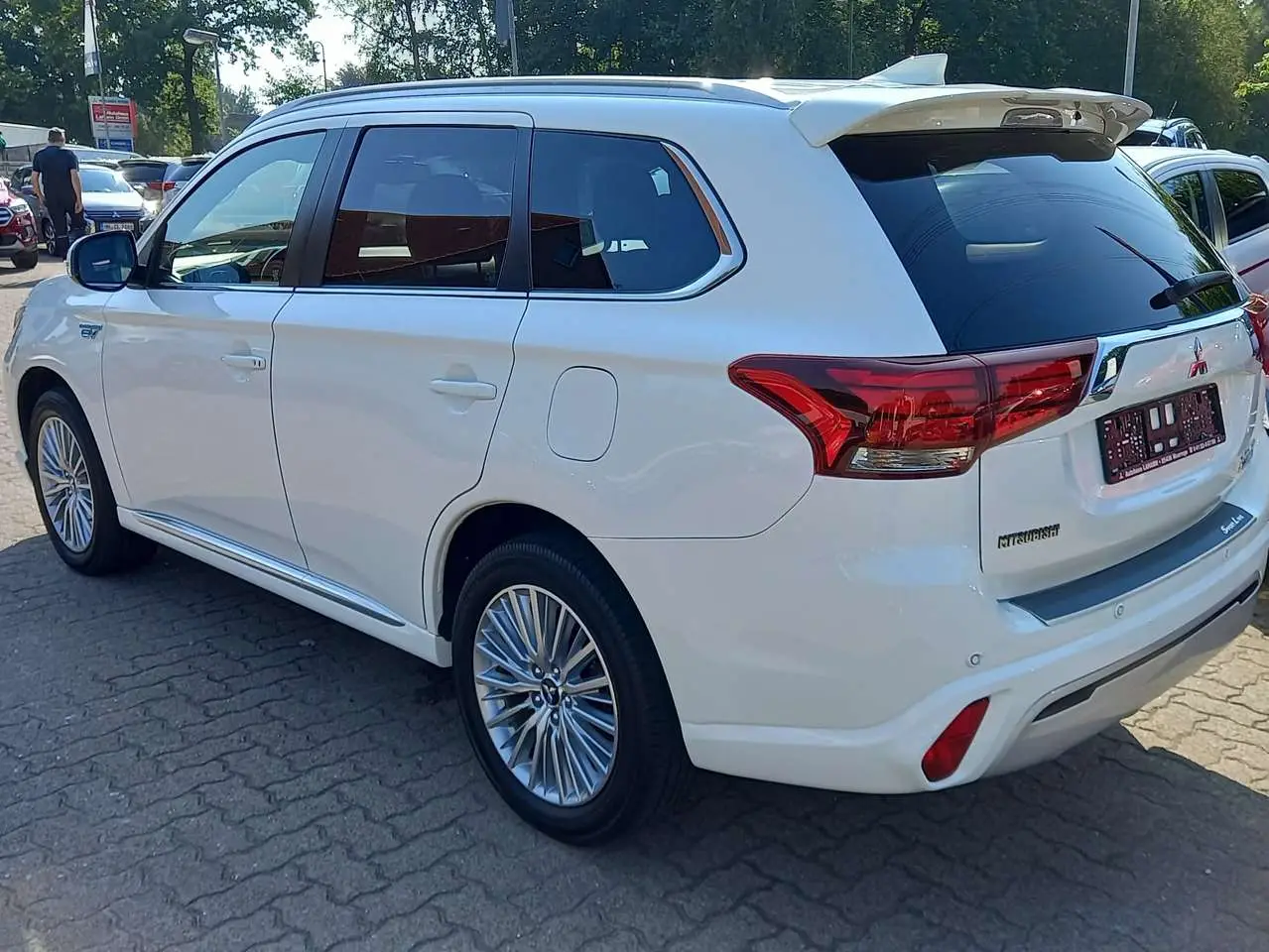 Photo 1 : Mitsubishi Outlander 2019 Hybrid