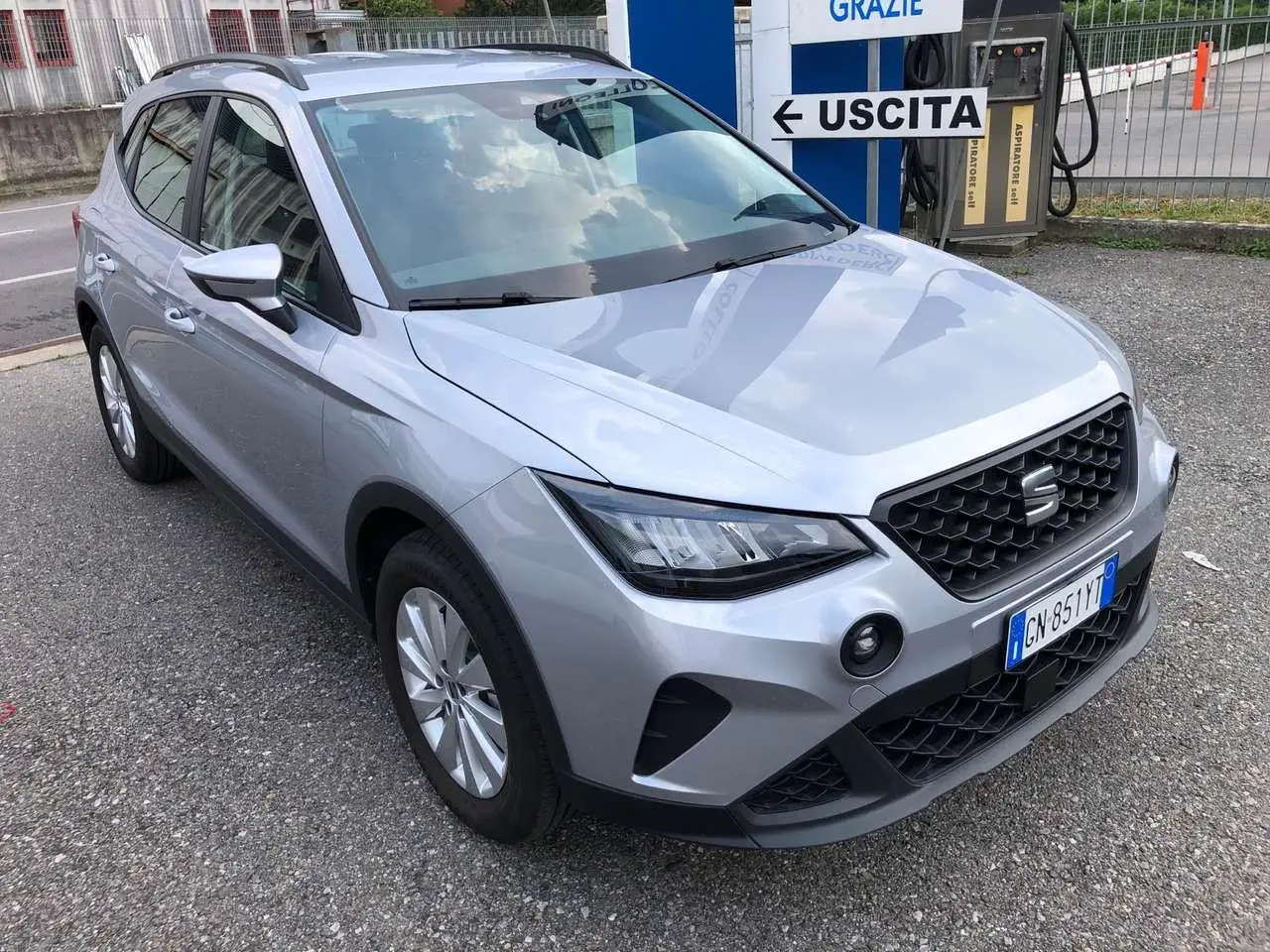 Photo 1 : Seat Arona 2023 Essence