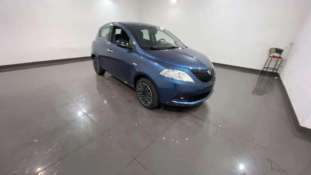 Photo 1 : Lancia Ypsilon 2024 Hybrid