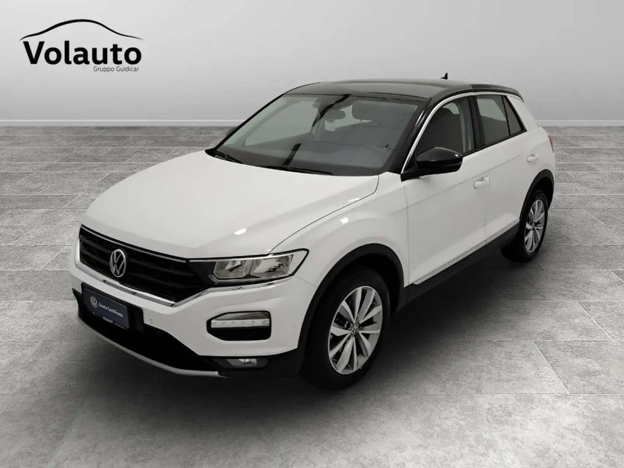 Photo 1 : Volkswagen T-roc 2021 Essence