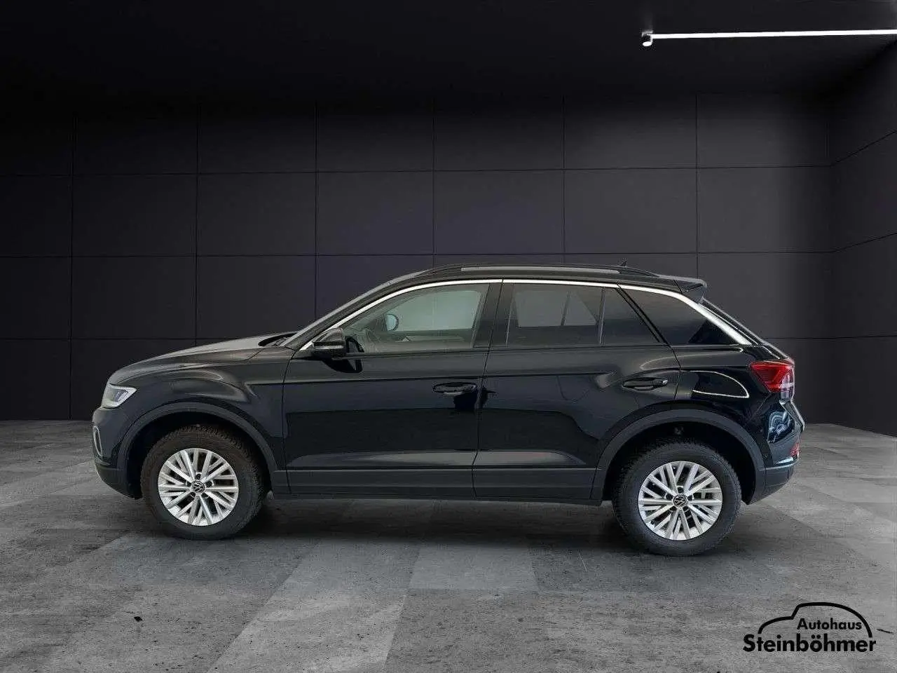 Photo 1 : Volkswagen T-roc 2023 Essence