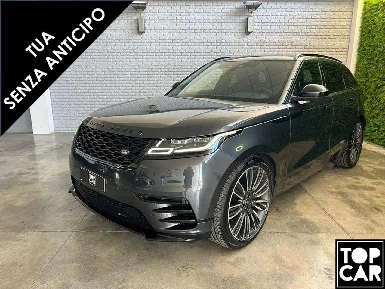 Photo 1 : Land Rover Range Rover Velar 2022 Hybrid