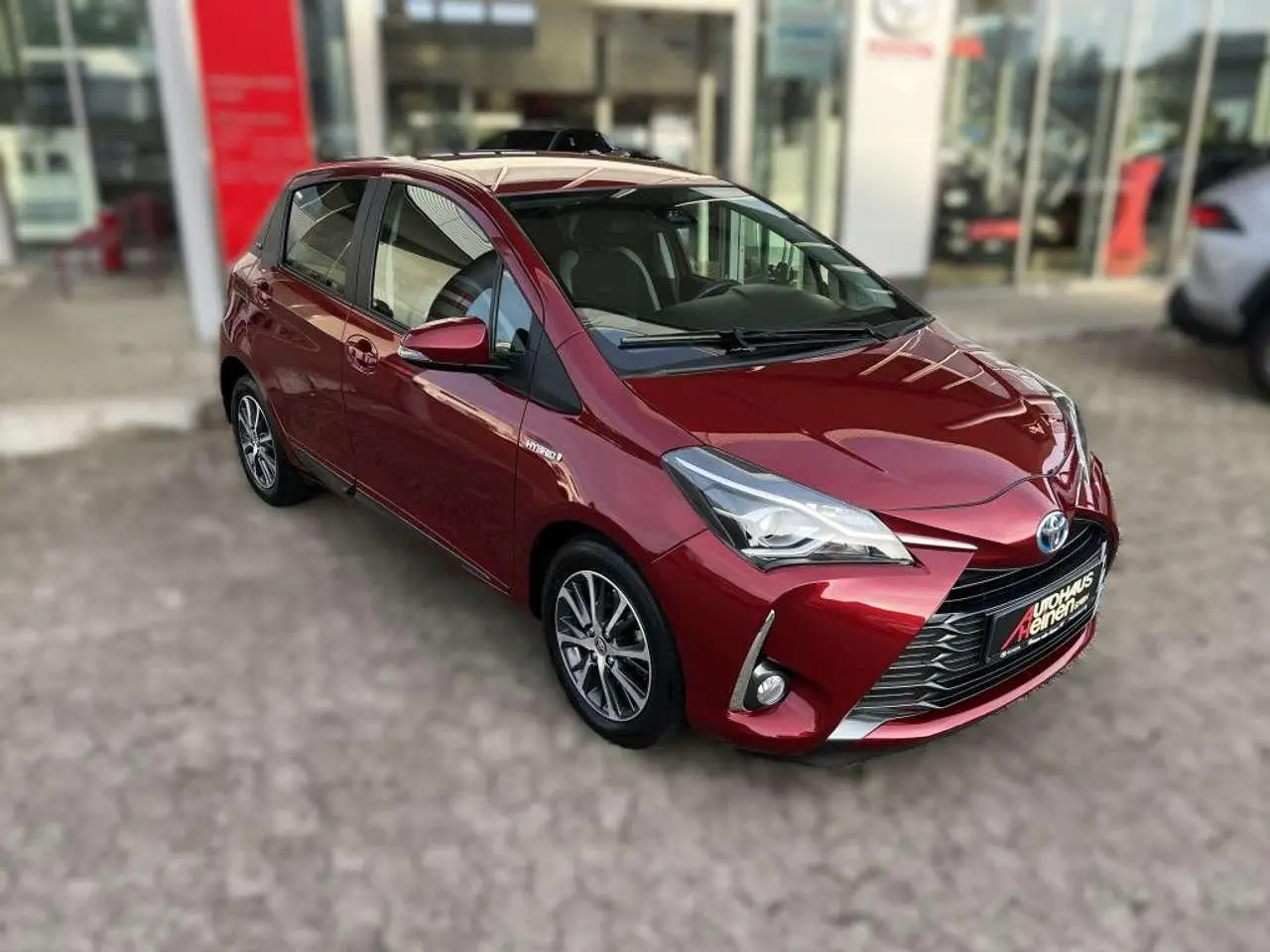 Photo 1 : Toyota Yaris 2019 Hybrid