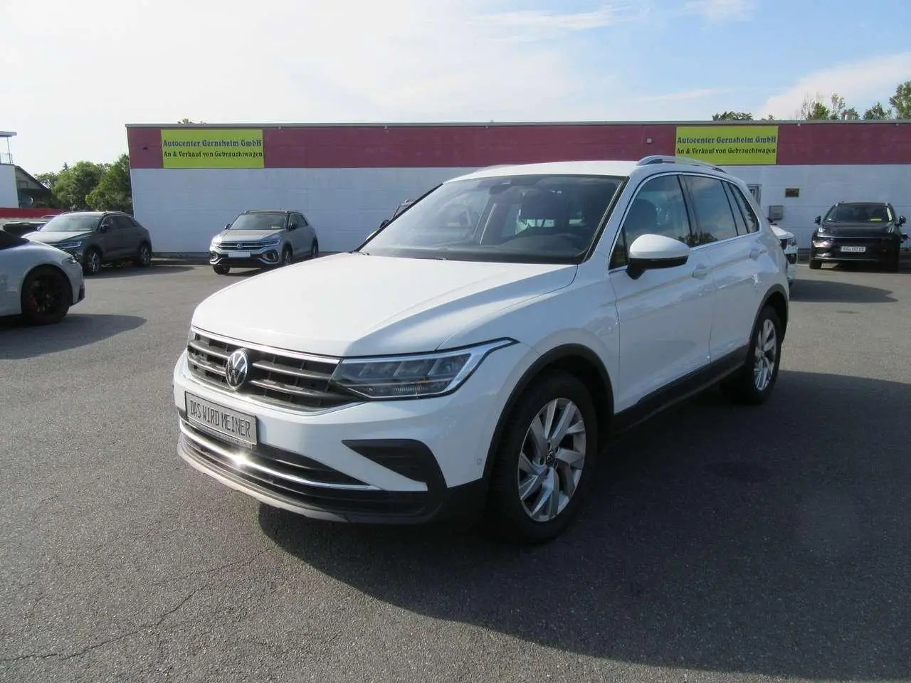 Photo 1 : Volkswagen Tiguan 2023 Essence