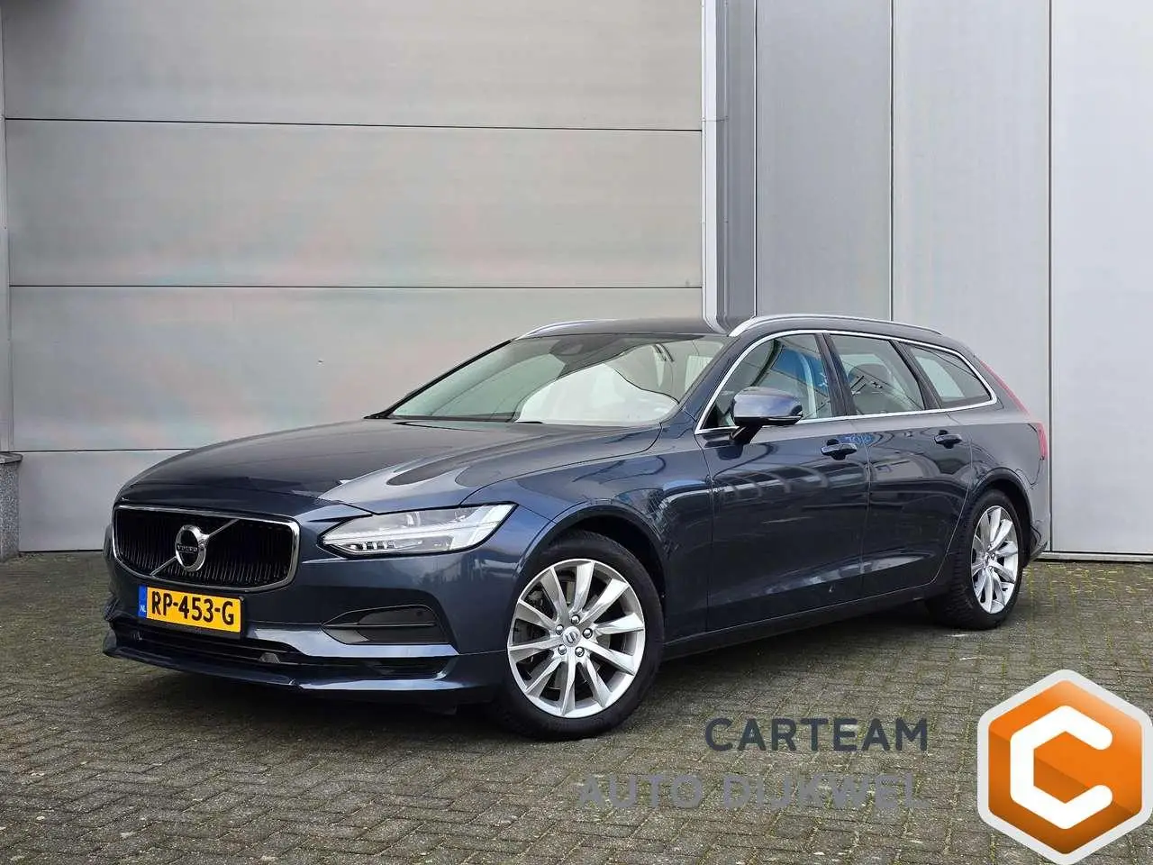 Photo 1 : Volvo V90 2018 Petrol