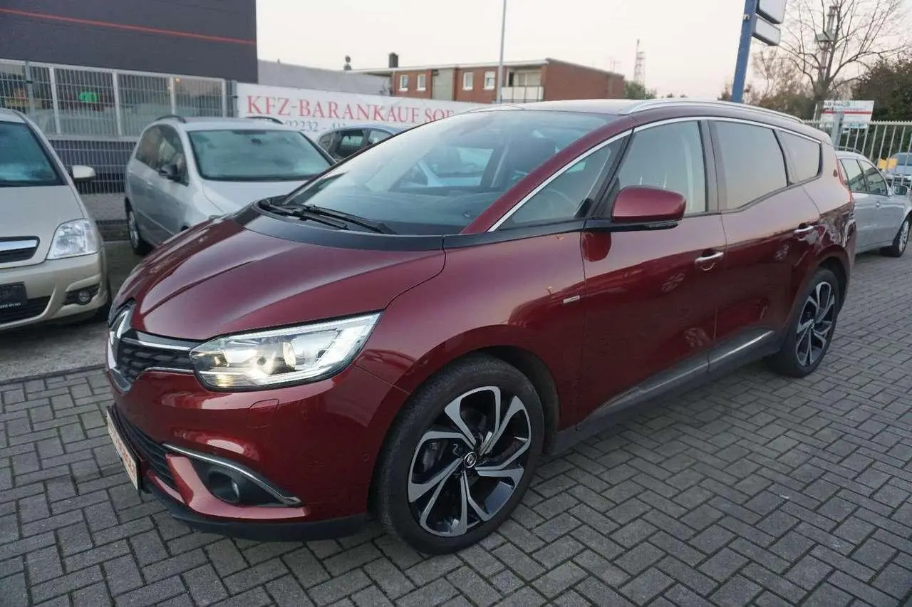 Photo 1 : Renault Scenic 2018 Petrol