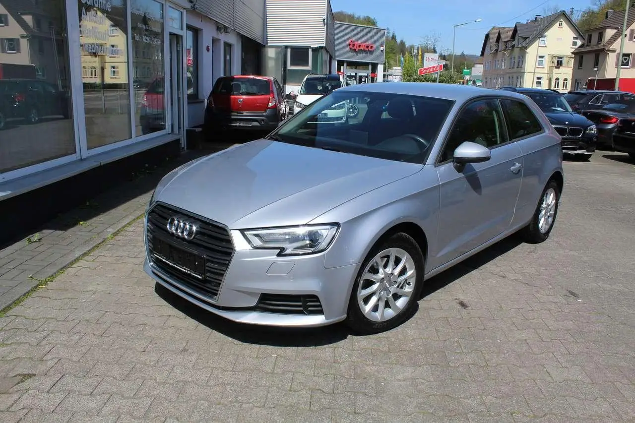 Photo 1 : Audi A3 2017 Diesel