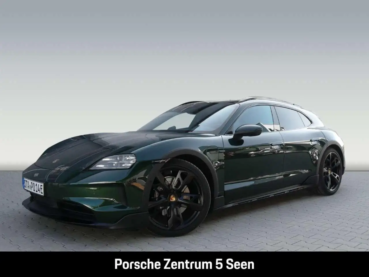 Photo 1 : Porsche Taycan 2024 Electric