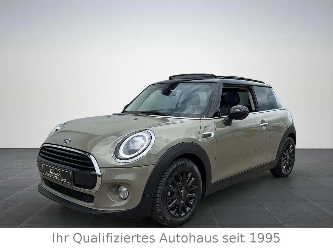 Photo 1 : Mini Cooper 2018 Petrol