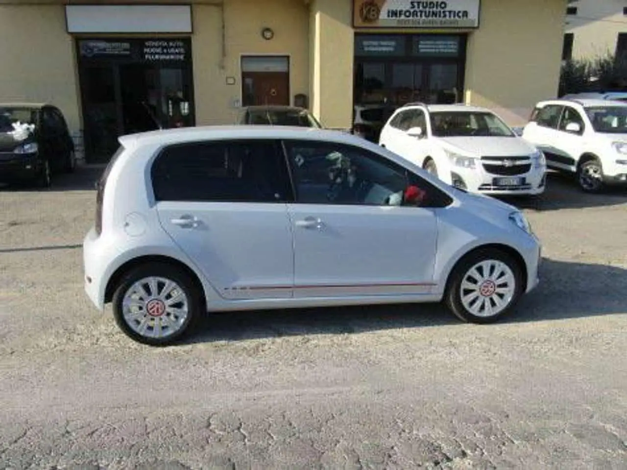 Photo 1 : Volkswagen Up! 2018 Petrol