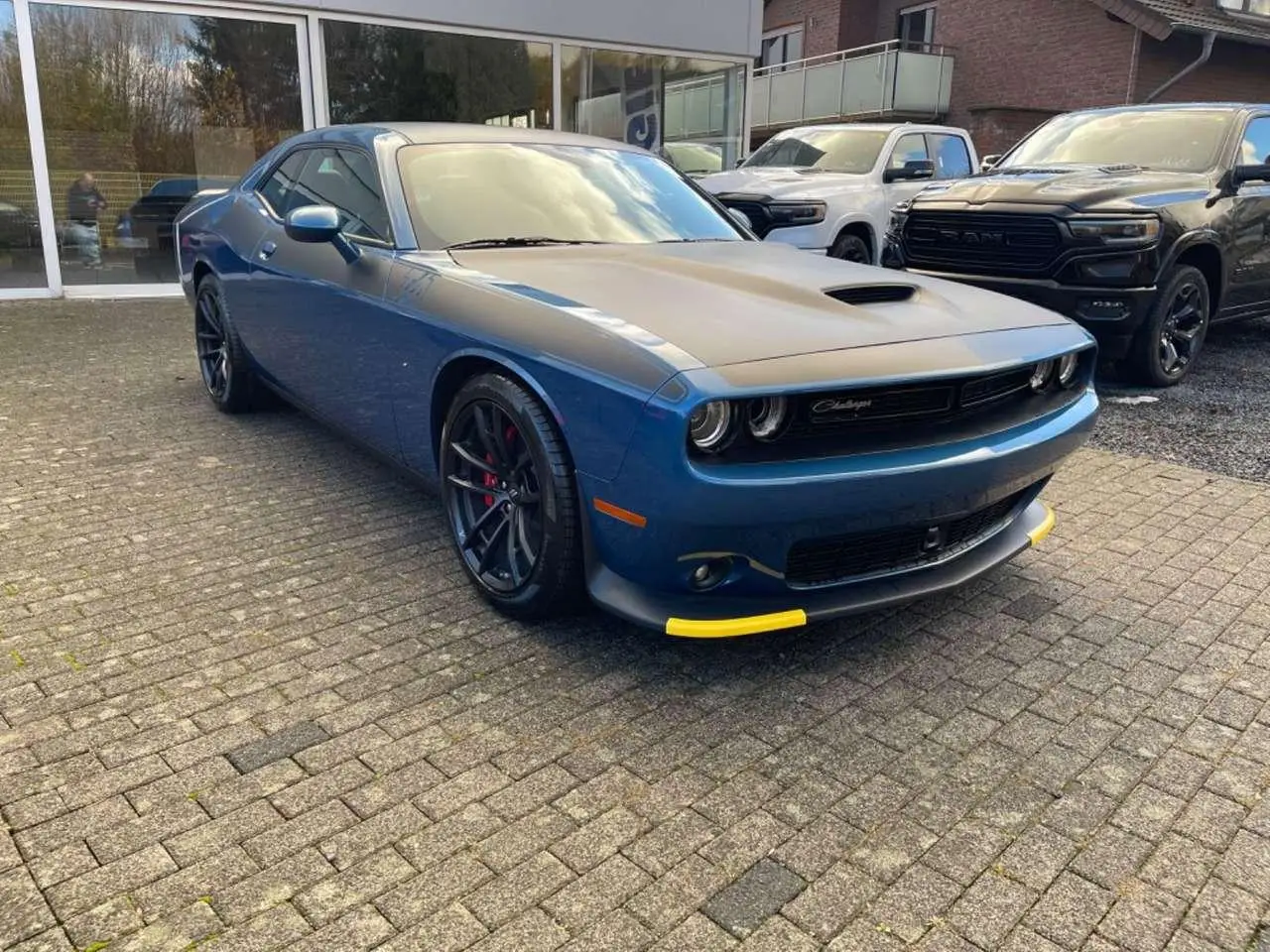 Photo 1 : Dodge Challenger 2024 Petrol