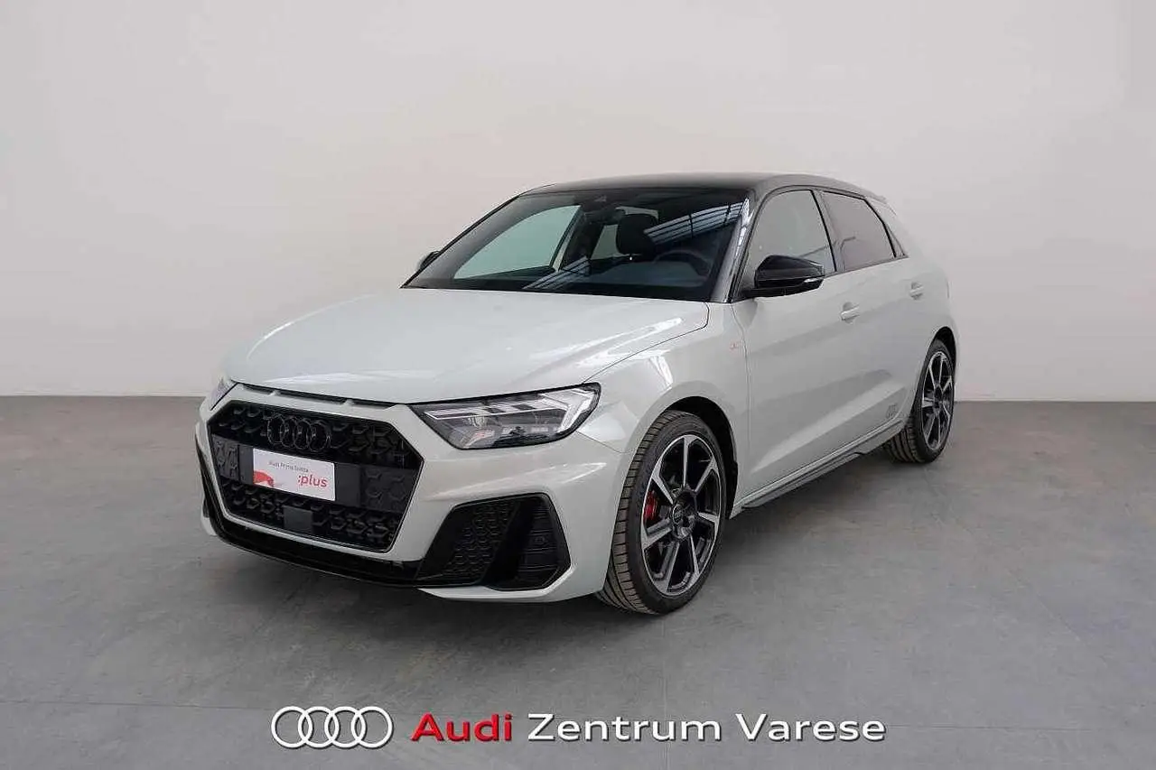 Photo 1 : Audi A1 2023 Petrol