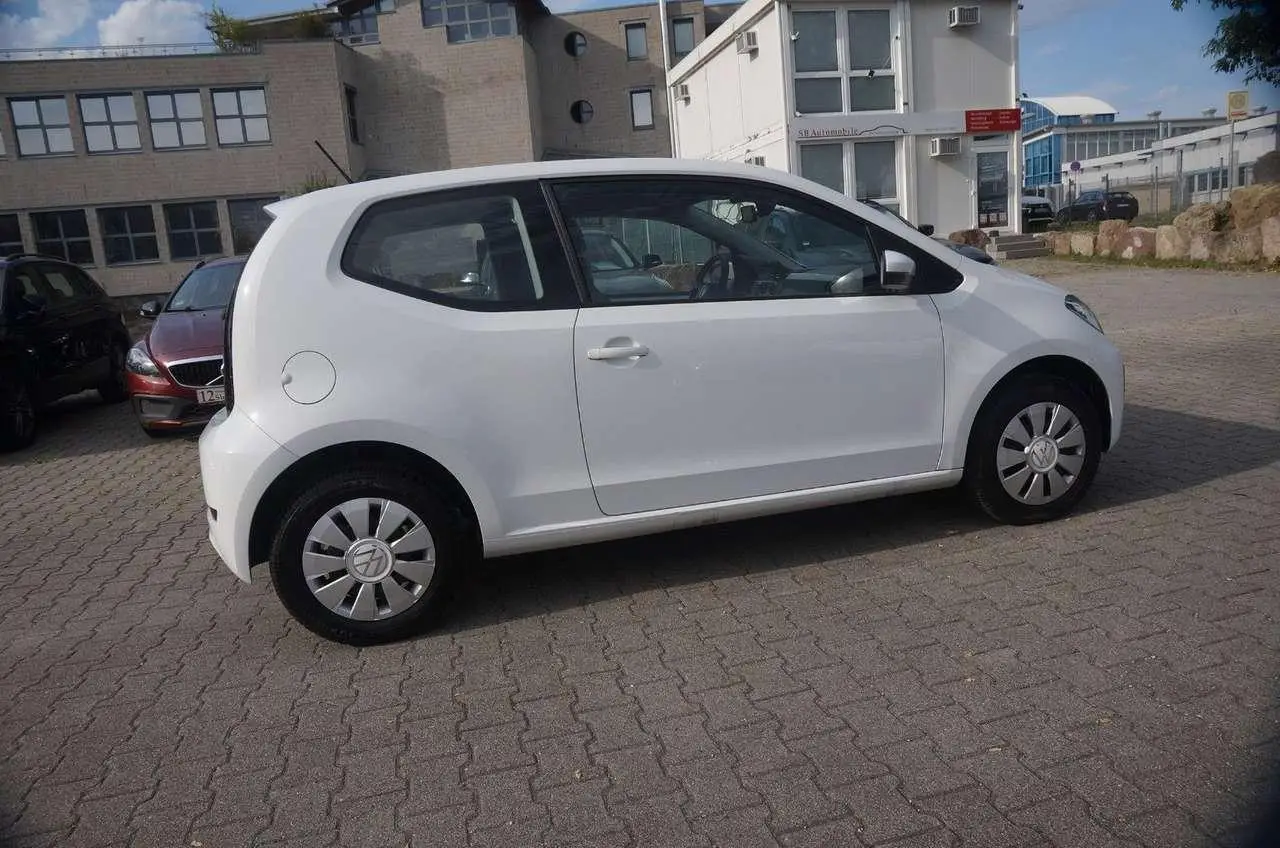 Photo 1 : Volkswagen Up! 2021 Essence