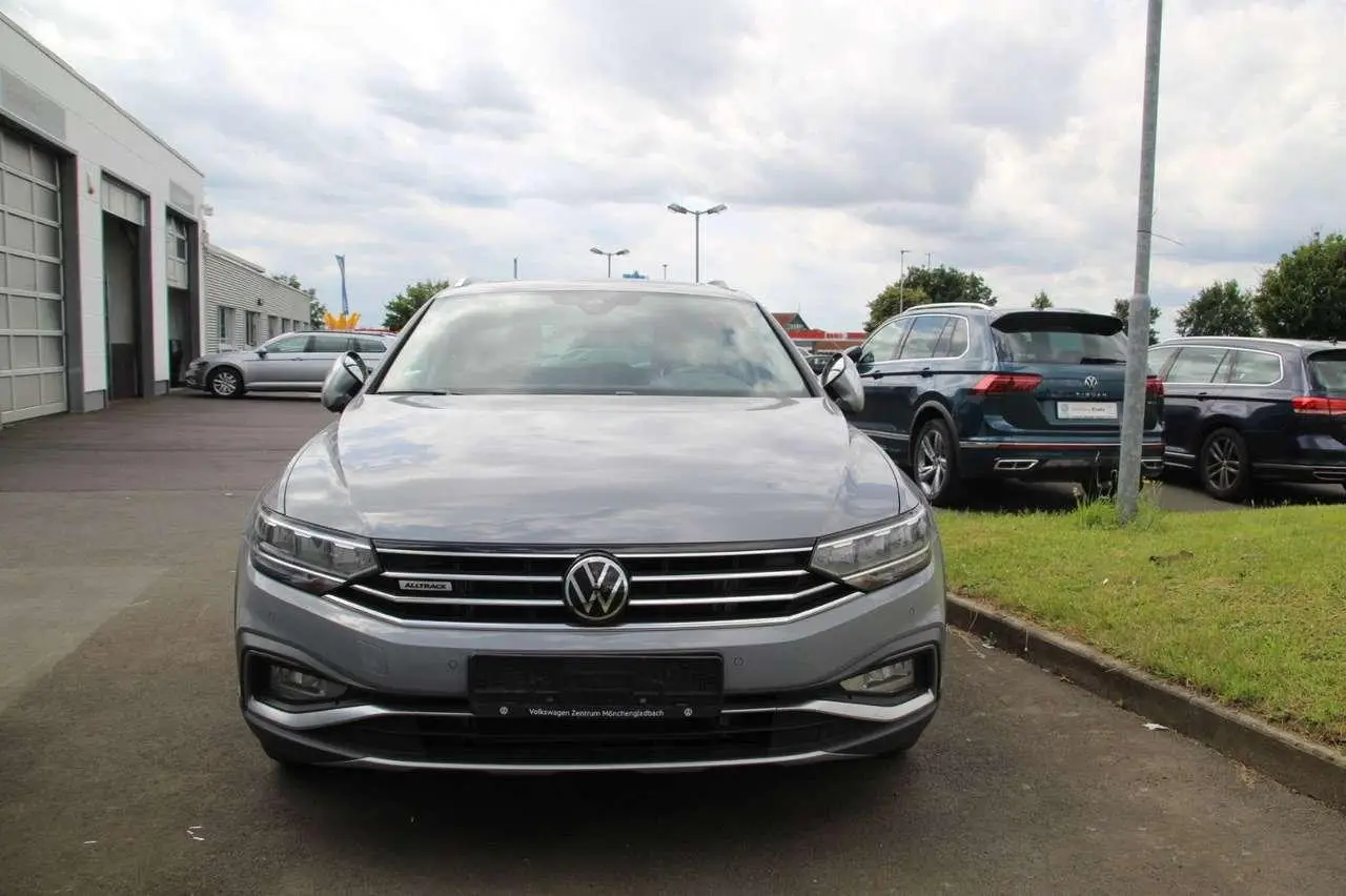 Photo 1 : Volkswagen Passat 2022 Diesel