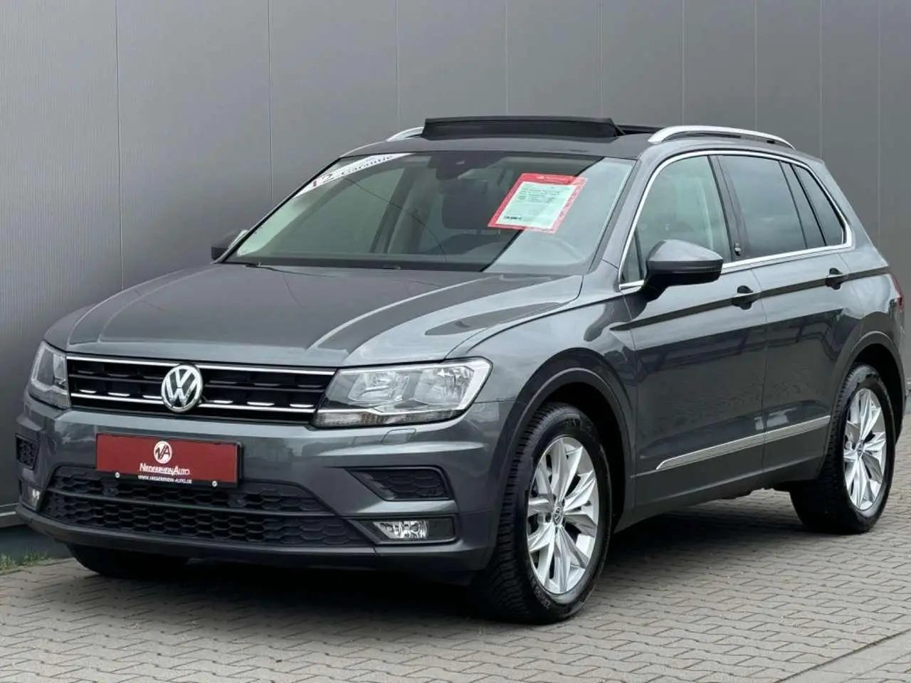 Photo 1 : Volkswagen Tiguan 2018 Essence