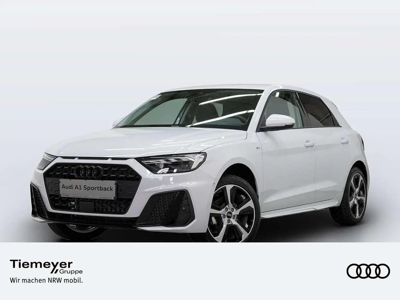 Photo 1 : Audi A1 2024 Petrol