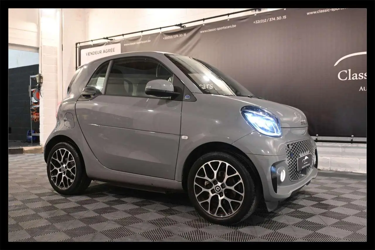 Photo 1 : Smart Fortwo 2021 Electric