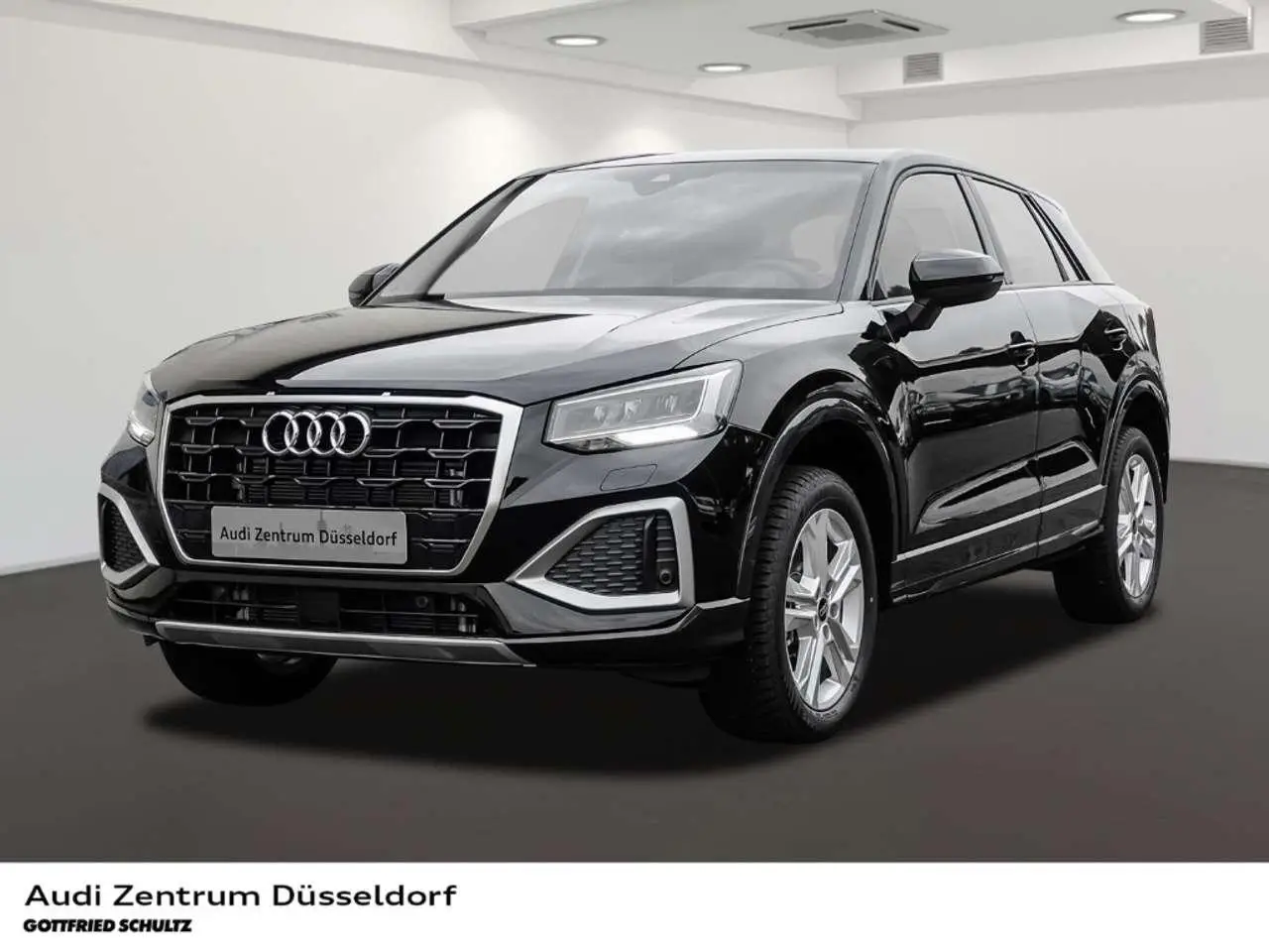 Photo 1 : Audi Q2 2024 Petrol