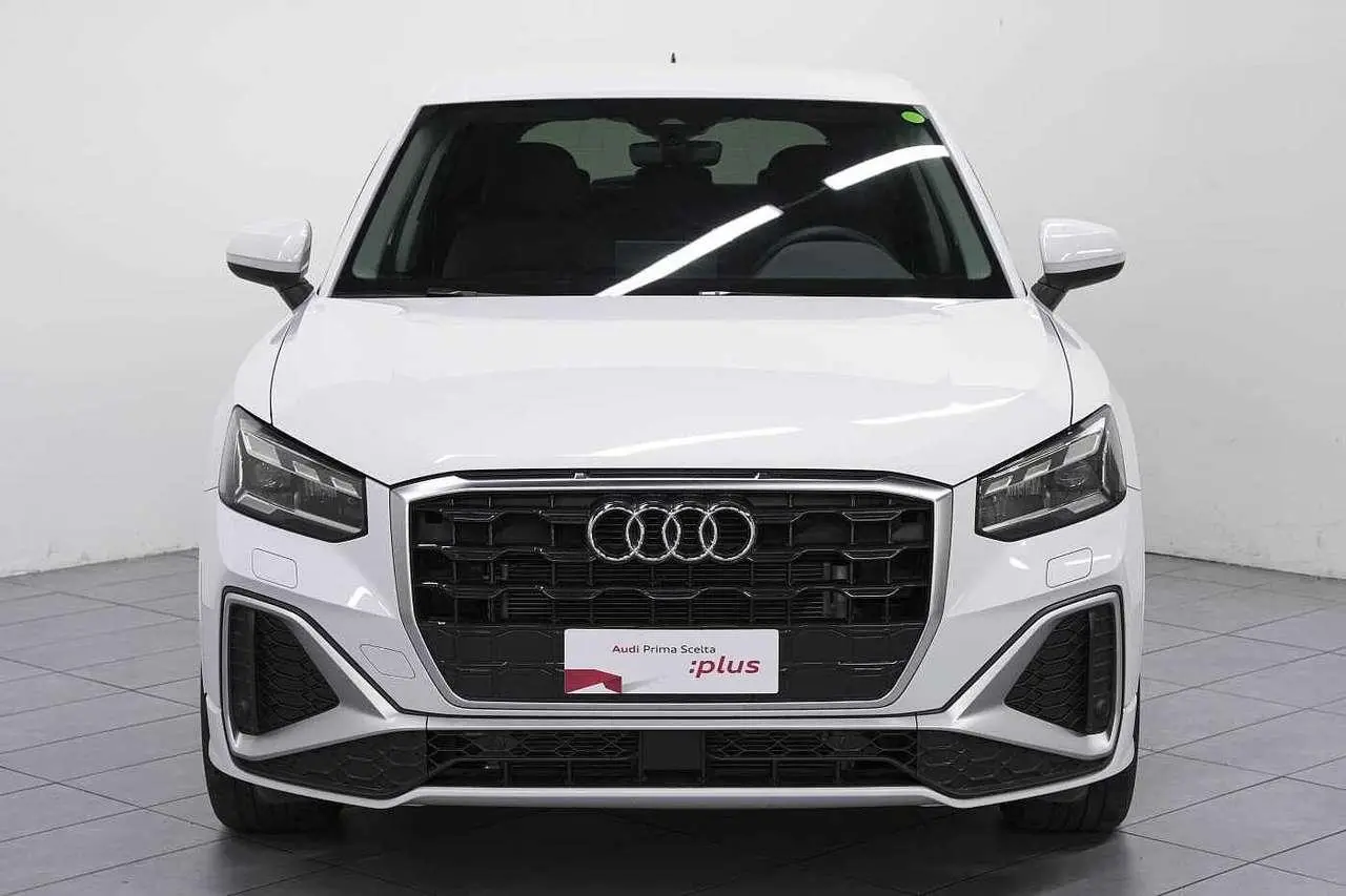 Photo 1 : Audi Q2 2023 Diesel