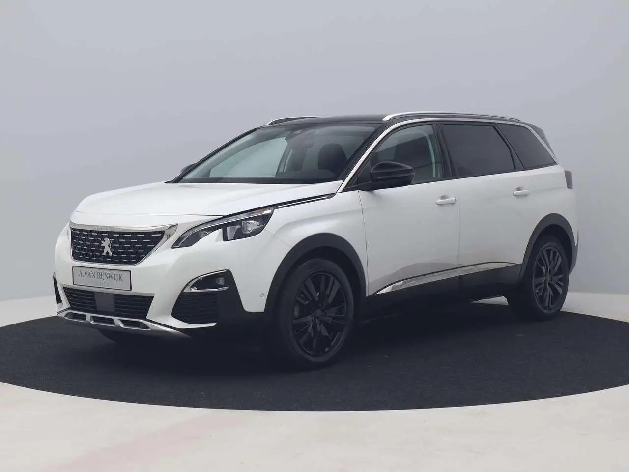 Photo 1 : Peugeot 5008 2019 Petrol