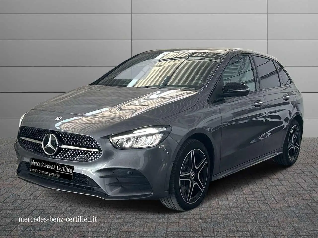 Photo 1 : Mercedes-benz Classe B 2023 Essence