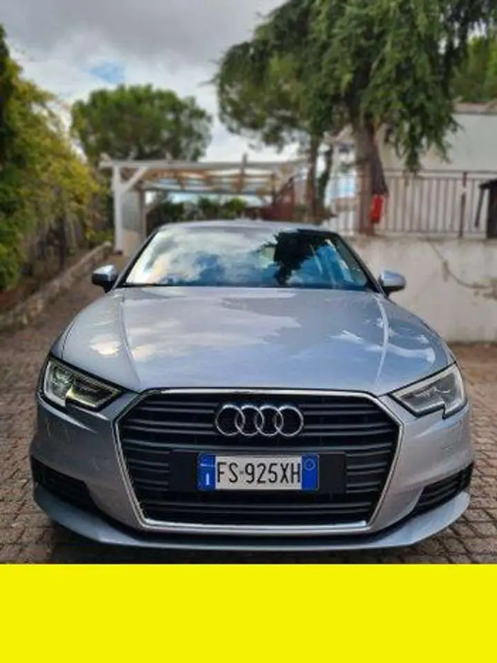 Photo 1 : Audi A3 2018 Diesel