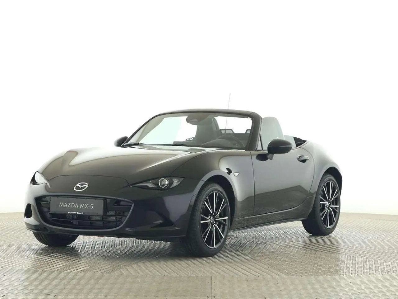 Photo 1 : Mazda Mx-5 2024 Essence