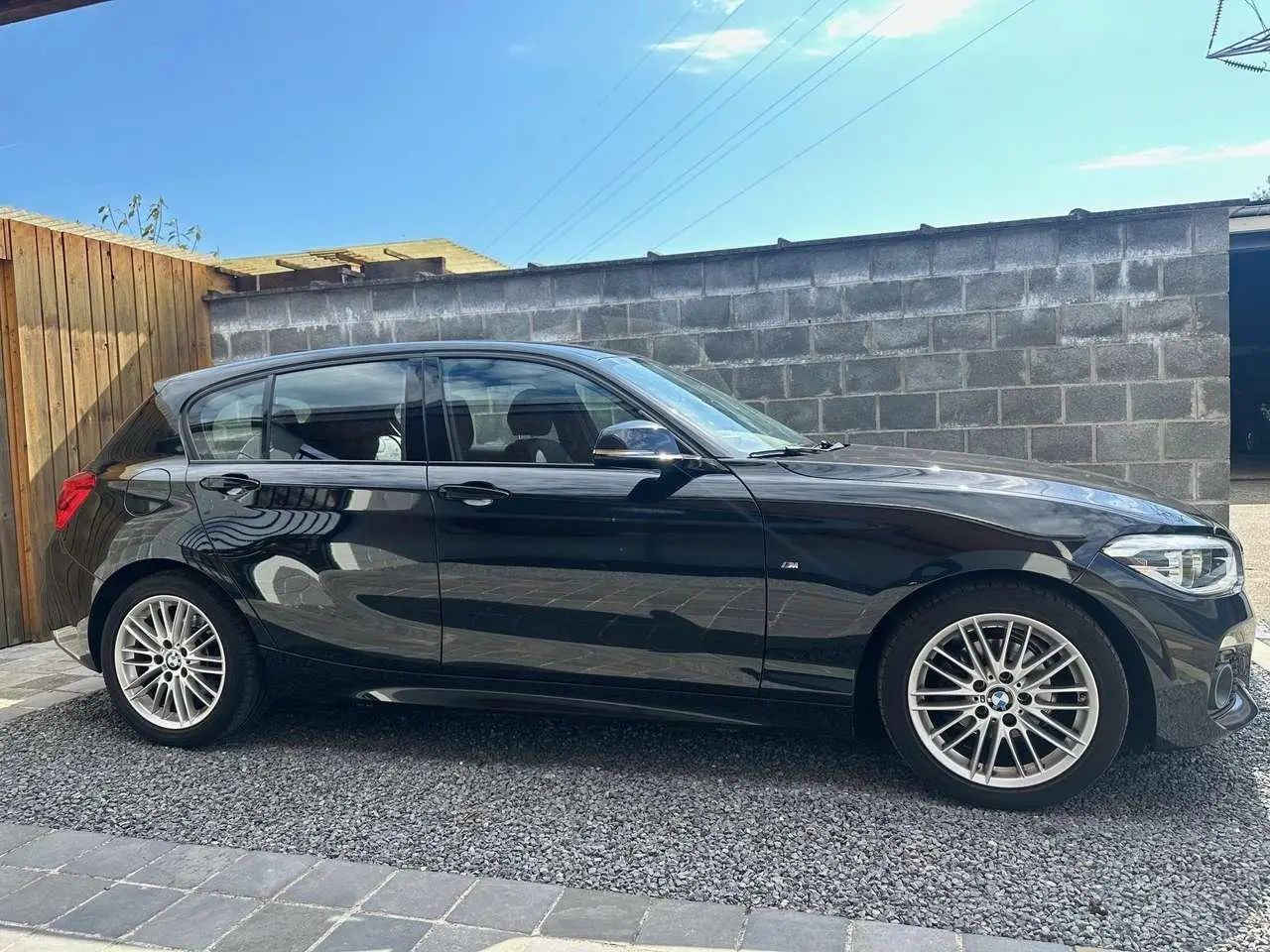 Photo 1 : Bmw Serie 1 2019 Petrol