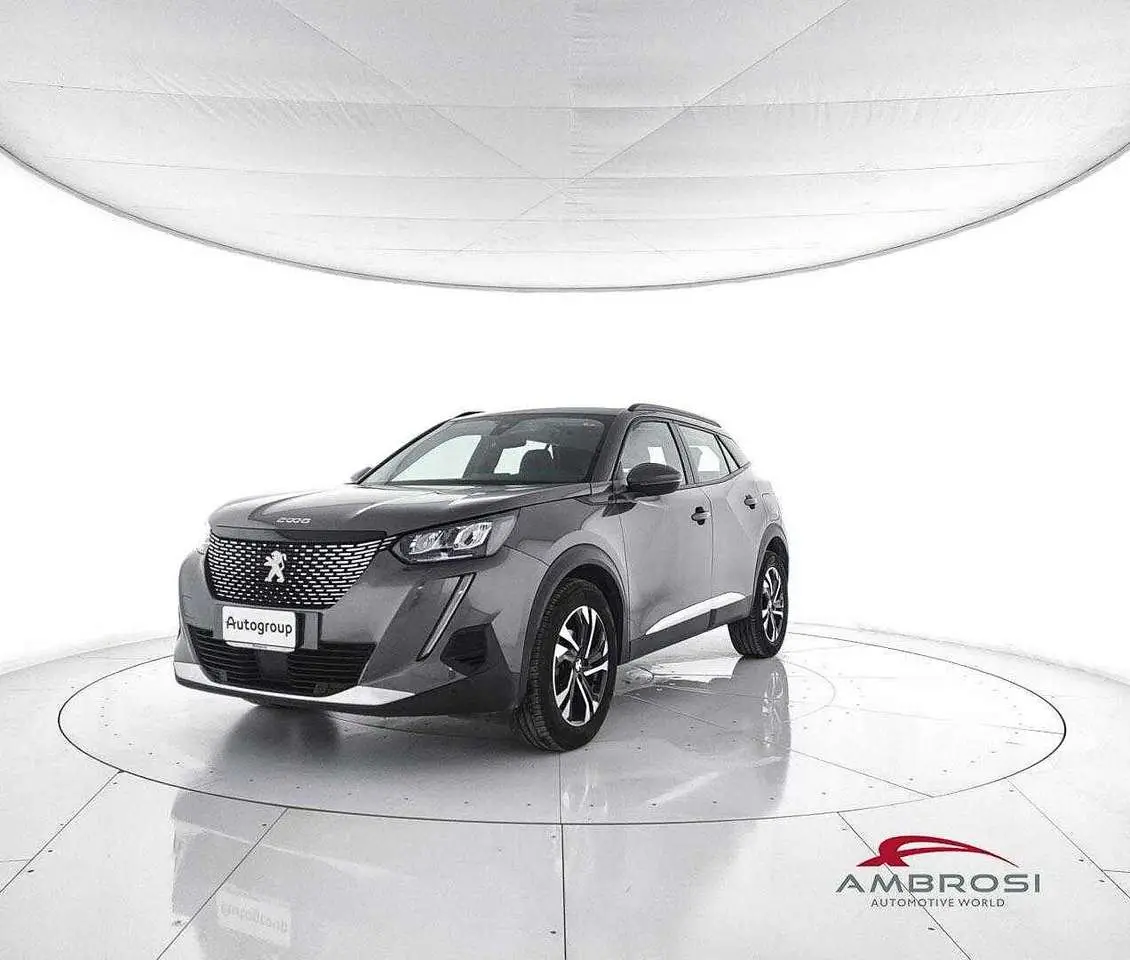 Photo 1 : Peugeot 2008 2020 Essence