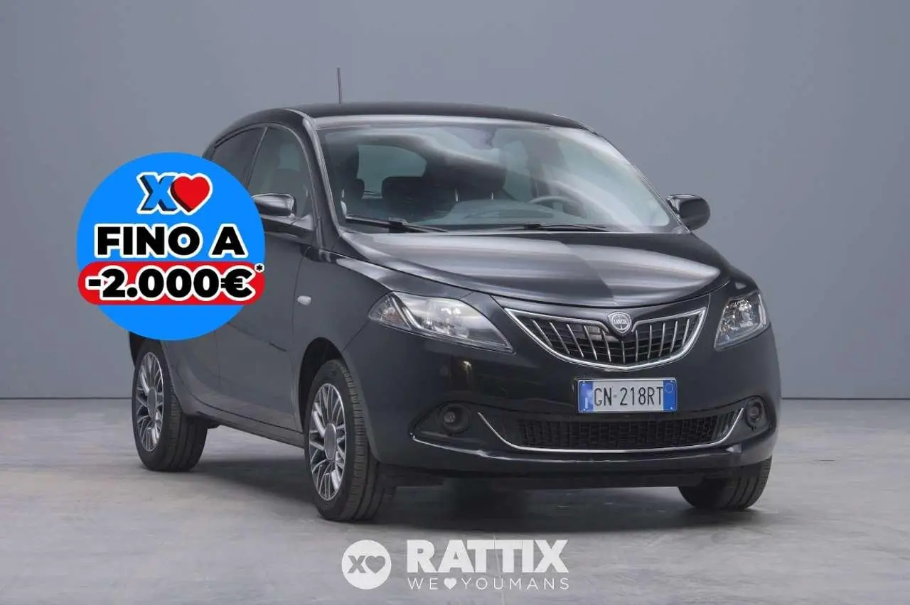 Photo 1 : Lancia Ypsilon 2023 Hybride