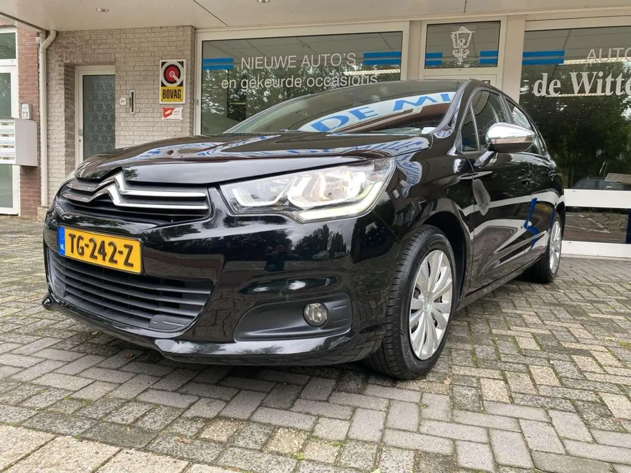 Photo 1 : Citroen C4 2015 Petrol