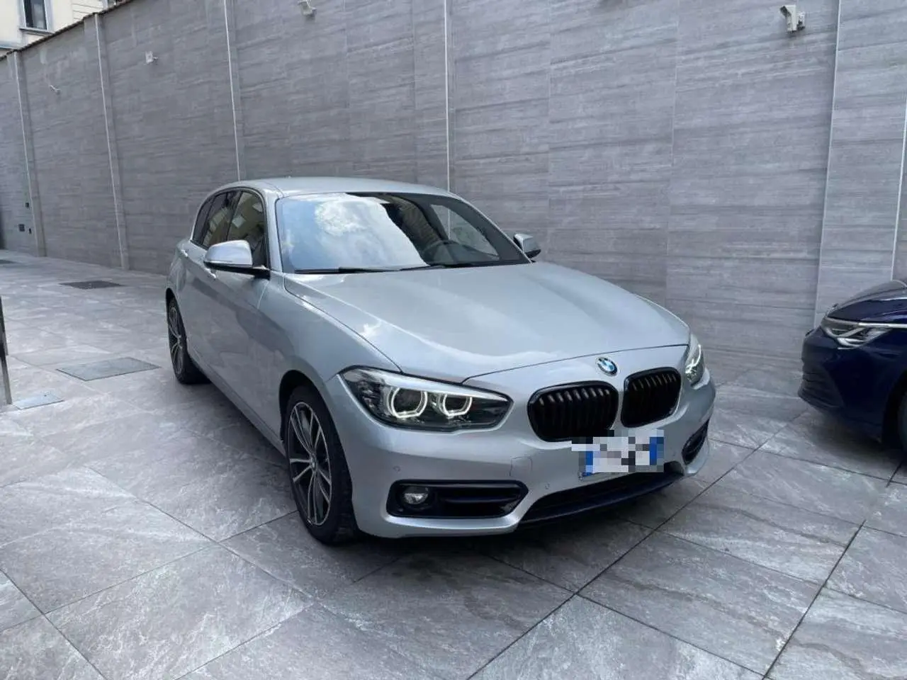 Photo 1 : Bmw Serie 1 2019 Petrol