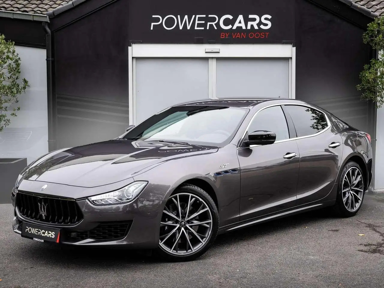 Photo 1 : Maserati Ghibli 2024 Petrol