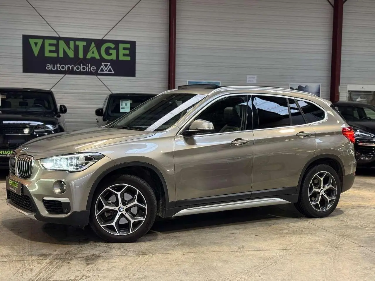 Photo 1 : Bmw X1 2019 Essence