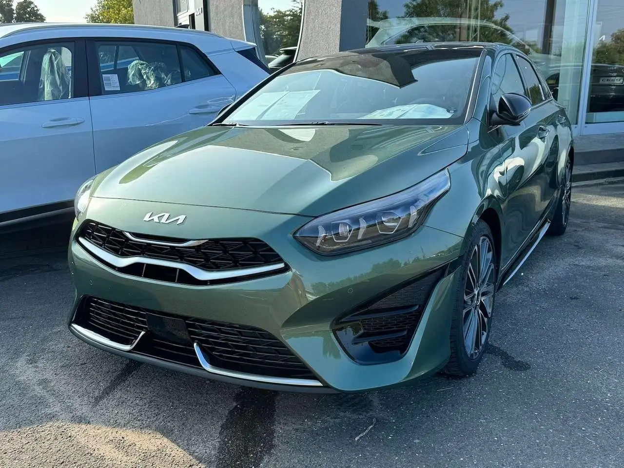 Photo 1 : Kia Proceed 2024 Petrol