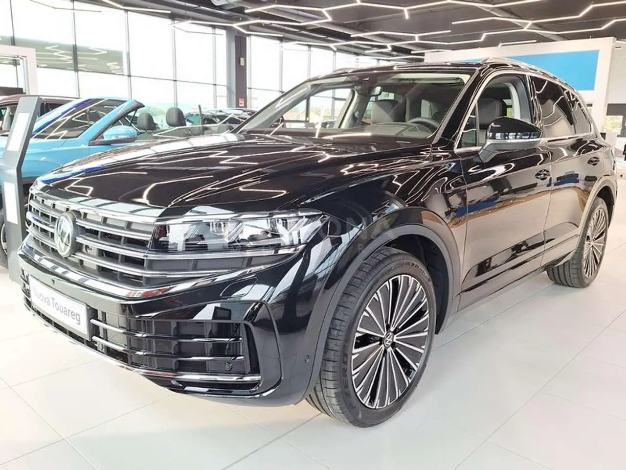 Photo 1 : Volkswagen Touareg 2024 Hybride