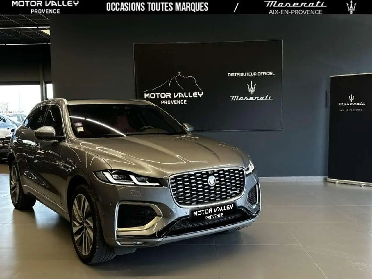 Photo 1 : Jaguar F-pace 2021 Hybride