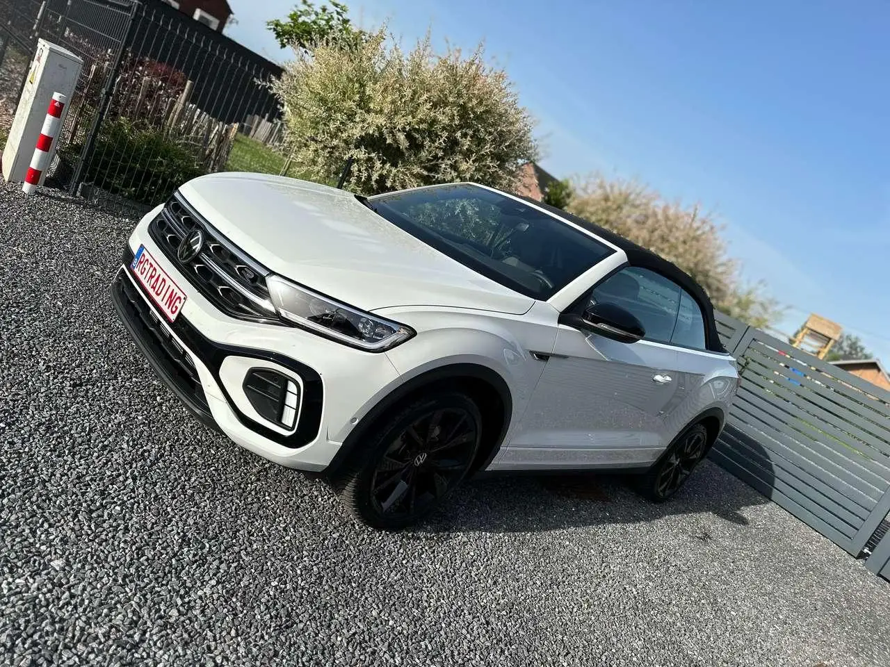 Photo 1 : Volkswagen T-roc 2023 Essence