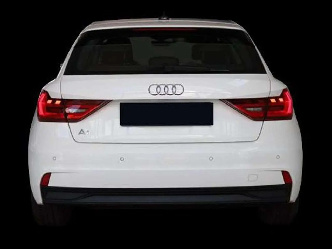 Photo 1 : Audi A1 2021 Essence