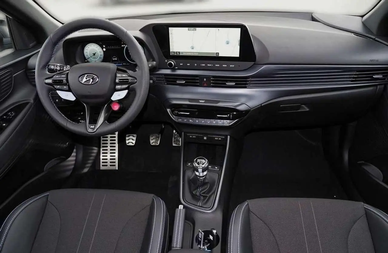 Photo 1 : Hyundai I20 2024 Petrol