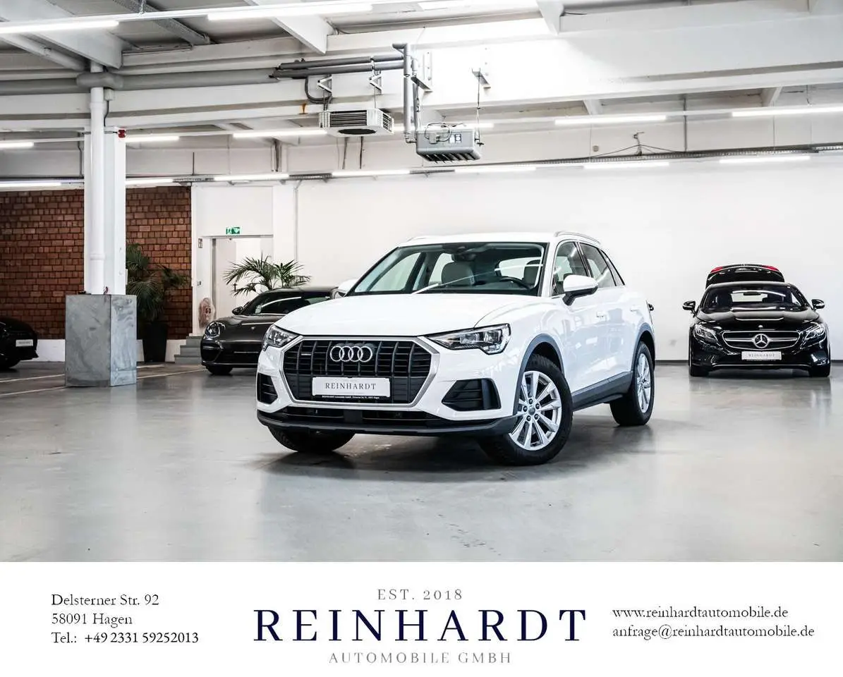 Photo 1 : Audi Q3 2020 Petrol