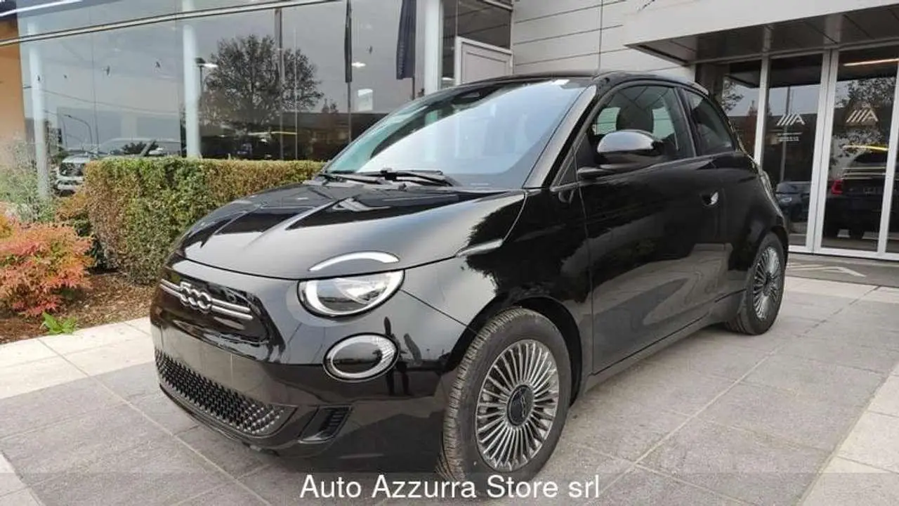 Photo 1 : Fiat 500 2022 Électrique